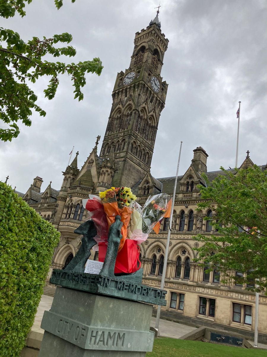 pooledan30's tweet photo. Thank you to all those who attended the Bradford City Fire Disaster Memorial Service today &amp; donated to @BradfoBurnsUnit Your kindness &amp; generosity has helped raise £1223.68 for The Plastic Surgery &amp; Burns Research Unit @Bradford_TandA @AMASurgery @officialbantams @bradfordmdc https://t.co/A3AgFn67R8