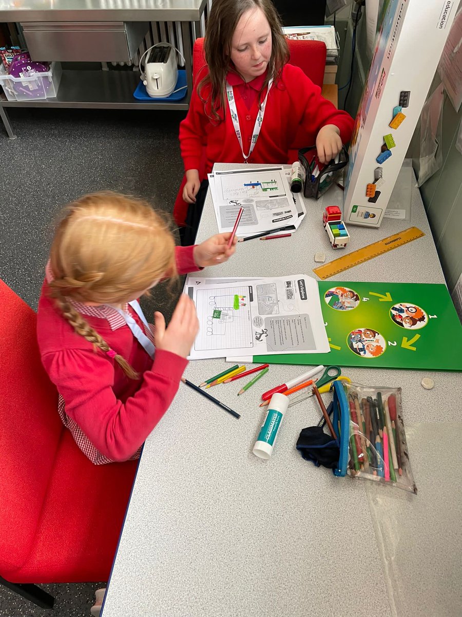 PitlessiePS's tweet photo. We had our first @firstlegoleague session today! It was so exciting and great fun to finally get started.We’re so excited to learn more!#DigitalSchool @FifeDigiLearn https://t.co/6m50GHppp4