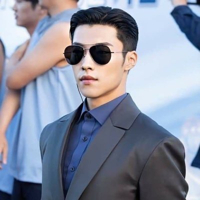 TheLivingston_'s tweet photo. ㅤ 
ㅤ 
ㅤ ㅤ ㅤ    𝐌𝐫. 𝐋𝐞𝐞 / 𝐒𝐞𝐜𝐫𝐞𝐭𝐚𝐫𝐲 𝐋𝐞𝐞 
ㅤ ㅤ 
ㅤ https://t.co/45i3LXUj2H
