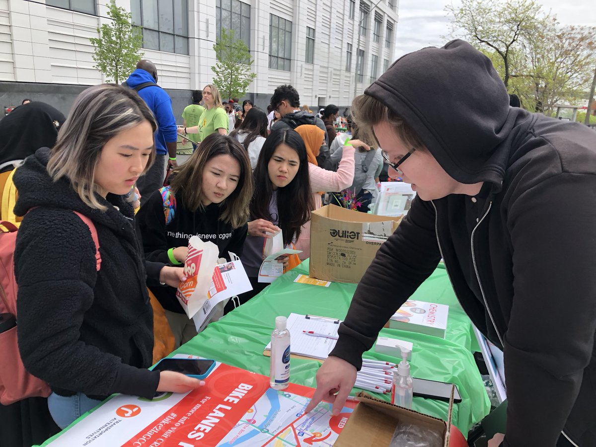 LAShepard221's tweet photo. So inspired by the @LaGuardiaCC students today! They’re determined to make it safe to @Bike2LaGuardia. They’re gathering petition signatures and getting it done! #Bike2LGCC #BikeQNS https://t.co/ogJAfDfm4u