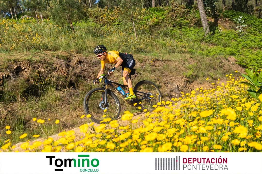 TuriCarril's tweet photo. Hoy me he encontrado esta frase en la almohada del hotel: "aquellos que sueñan de día son conscientes de muchas cosas que se le escapan a los que solo sueñan por la noche". Poe.

#AlifunsaTeam #Alifunsa #btt #mtb #ciclismo #OrbeaOiz #weareVector #Esigrips #MyOrbea #Orbea https://t.co/fg0a2tC0tO