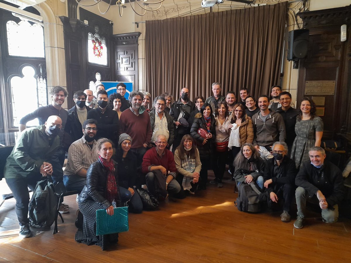 En el marco de un trabajo de intercambio académico, artístico y profesional entre la OSN y la UNA/DAMUS, hoy junto a la Decana Lic. Cristina Vazquez, iniciamos la inscripción de más de 30 integrantes de la Orquesta en la tecnicatura de instrumentista orquestal.