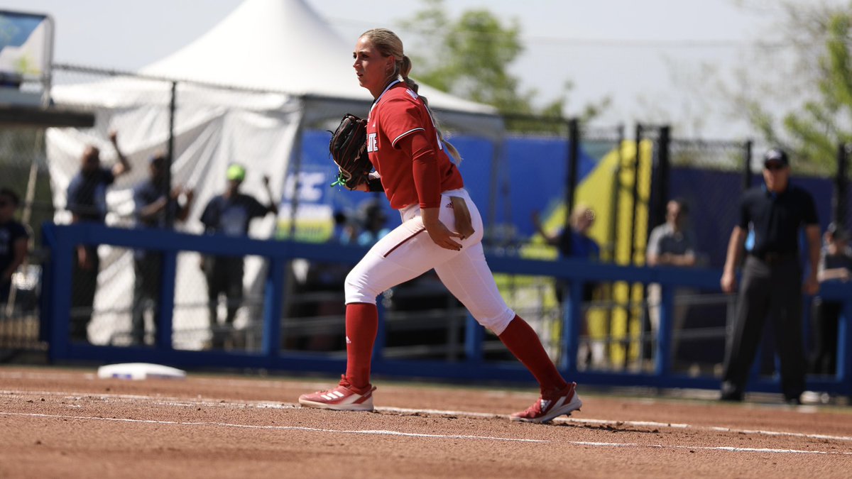 PackSoftball's tweet image. B1 | 1-2-3 inning to start the day for Maddie 😤

🐺 0
🐝 0

#GoPack | #HomeRunMindset
