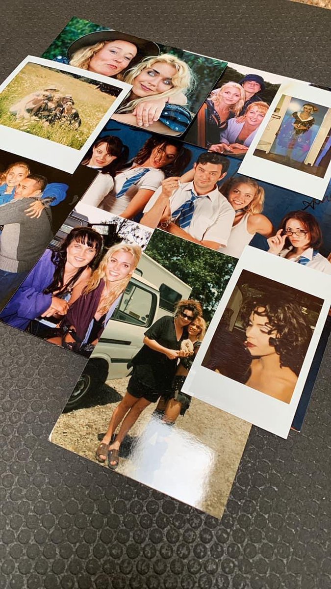 We are having an eBay auction of my old personal behind the scenes photos of the tv show #Xena. 

All earning will be used to support me while living and working in an ashram in India.🌷

May these little pieces of my past bring a bit of joy to you. 

ebay.com/usr/hudstones