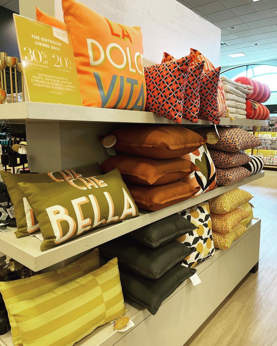 Devonshire Mall tweet media