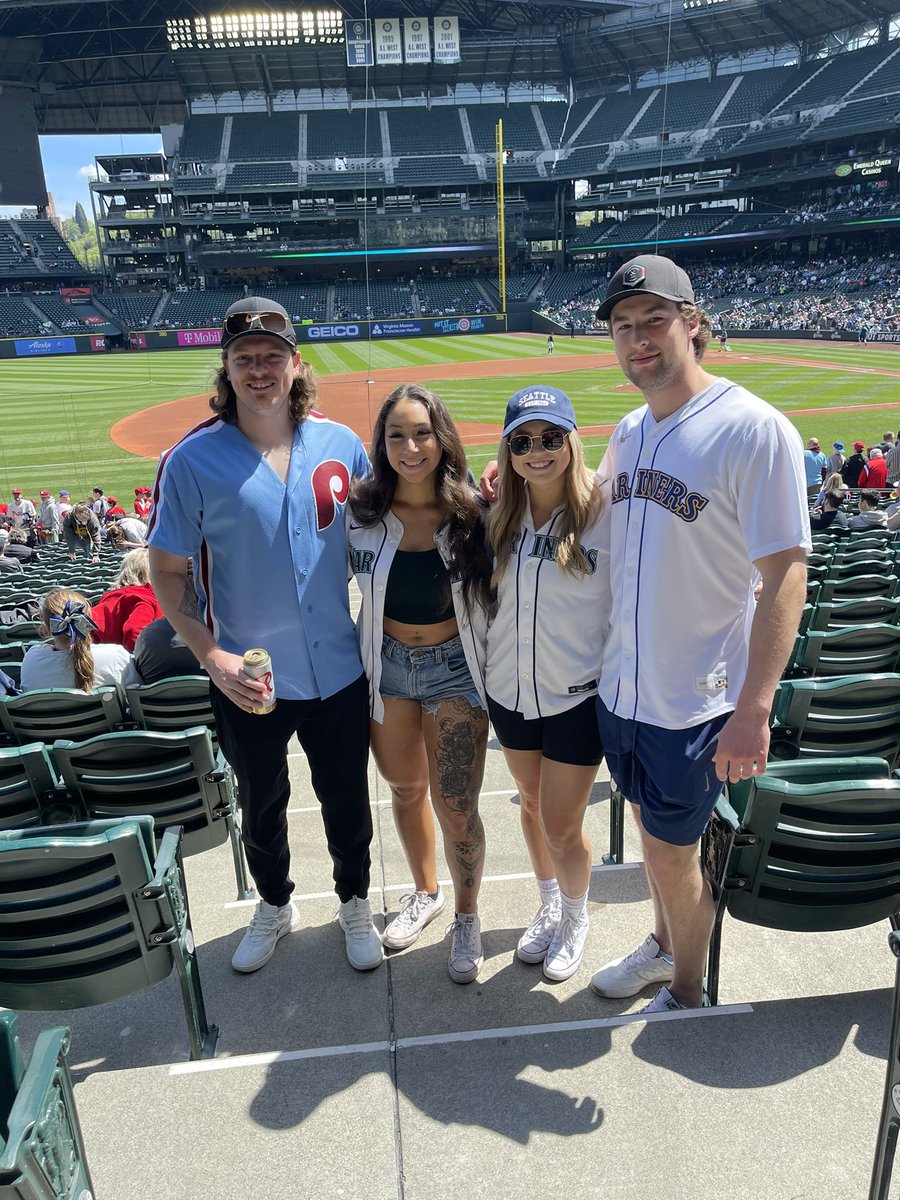 Canadians sure do love ball⚾️. Back to back <a href="/Mariners/">Seattle Mariners</a> games! #SeaUsRise