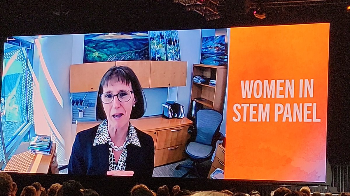 21stDigitalEd's tweet photo. WOMEN IN STEM Panel by #johnsonandjohnson at #RegeneronISEF.Panel answers questions from ISEF Finalists to help combat every diaparity and cross the boarders to achieve extraordinary things. What a great inspiration to everyone. #lar5sef #cpsb #Societyforscience #Standforchildren https://t.co/iM2G15M2UV