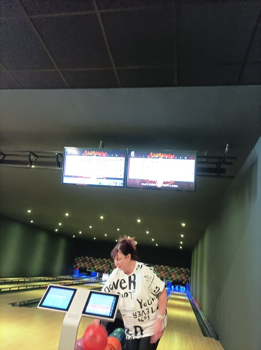 SewReyMe's tweet photo. #CLSMHT Great evening with the team bowling. Great company and great laughs. Good to let the hair down. #rehab #wellbeing #community #mentalhealthrehab @NinaHill @sam25ash https://t.co/TbB2Mz0jxt