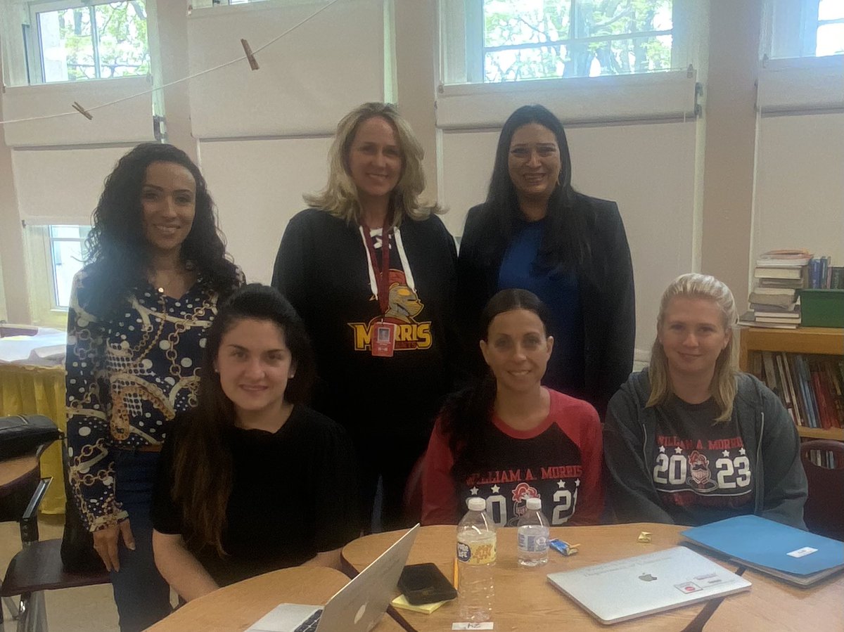 mrs_h_fernandez's tweet photo. @morrisknights Impact Teams had great coaching sessions with @RachelELAuthor Even had @CuomoHanley join us from @UFTTchrCENTER Having all these inspiring minds collaborating together is amazing! @KOJO_CAMP @DrMarionWilson @bloomberg_paul @MrsChiappone @SIBOD31 @TheSocialCore https://t.co/cVuqkXU7iw
