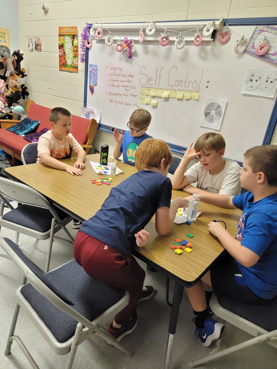EGMScounseling's tweet photo. Lets review things that we can control....Bingo edition! #selgroups #selfcontrol #smallgroups #3rdgrade @eastfieldglobal @crluckadoo13 @SraBianchi @kf410berry @rhonda_leroy https://t.co/7nk8obwzcE