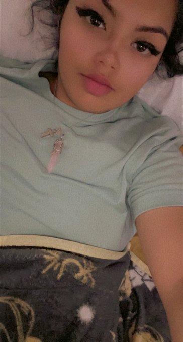 My plug is the best I&rsquo;ve been too 🤍 https://t.co/x0kBPdu54H<a href="/tag/subscribe"class="tags"><span>#subscribe</span></a><a href="/tag/stonerchicks"class="tags"><span>#stonerchicks</span></a><a href="/tag/dropbox"class="tags"><span>#dropbox</span></a><a href="/tag/onlyfans"class="tags"><span>#onlyfans</span></a>