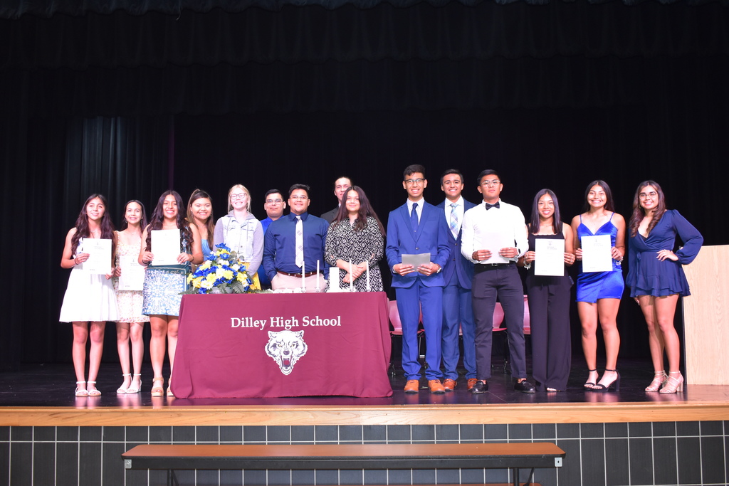 DilleyISD's tweet photo. DHS NHS Induction https://t.co/lLtMg0LDqG