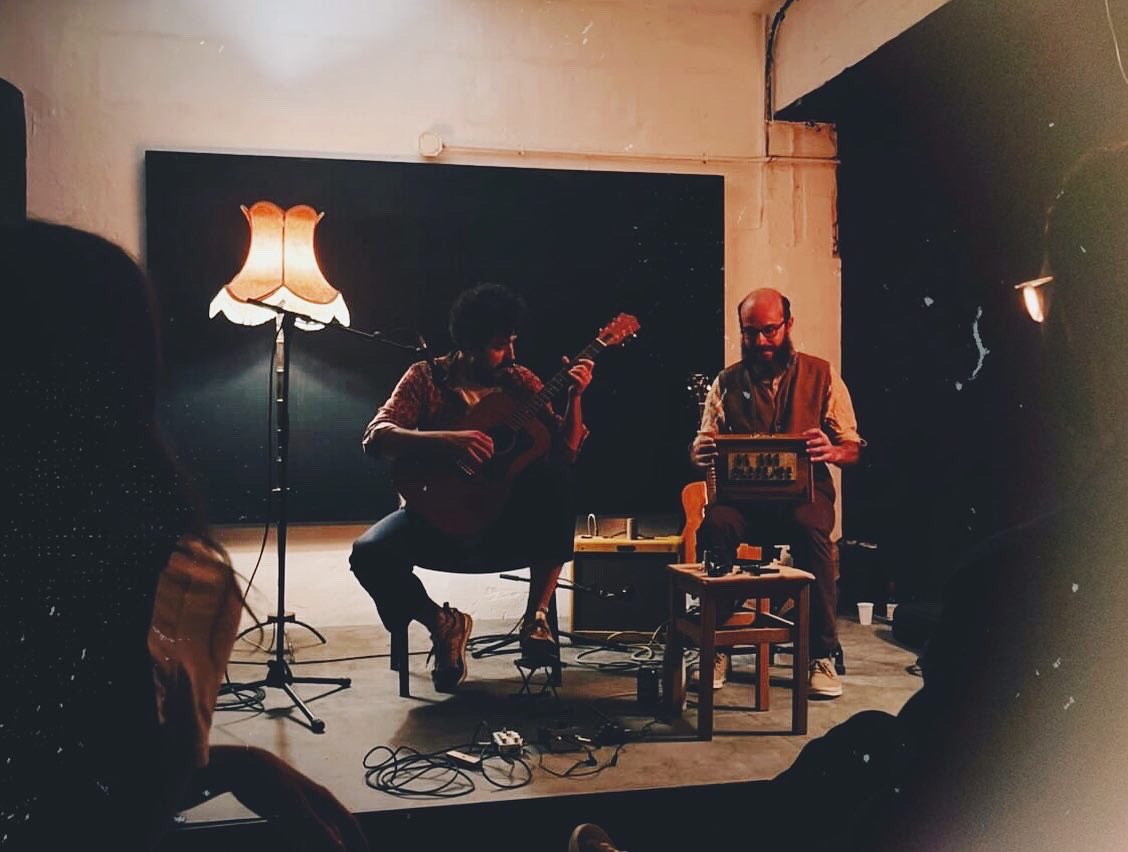 Xisco Rojo (@xiscorojo) on Twitter photo Una vez más, la magia se desató en el sacrosanto templo de la música de Madrid, está vez junto a <a href="/buckcurran/">Buck Curran</a>. El concierto sirvió también de presentación de ‘Мать Может Я’ al mundo.
Noche para enmarcar la del sábado, ¡pronto más! Una vez más, la magia se desató en el sacrosanto templo de la música de Madrid, está vez junto a <a href="/buckcurran/">Buck Curran</a>. El concierto sirvió también de presentación de ‘Мать Может Я’ al mundo.
Noche para enmarcar la del sábado, ¡pronto más!