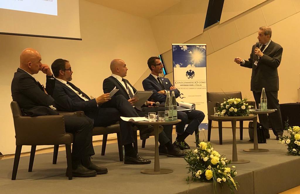 Il nostro Presidente <a href="/FrancescoMolte2/">Francesco Molteni</a> interviene alla Tavola Rotonda di presentazione del borsino immobiliare di FIMAA Como