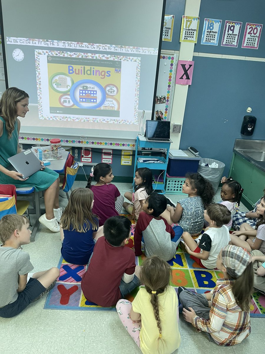 Kari Mantione tweet media