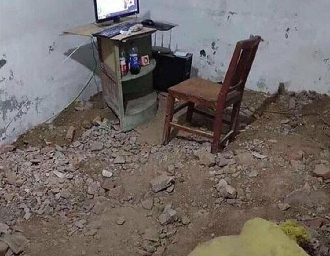 Kyroxxeu's tweet photo. @VermaxFN Best setup no one can beat it https://t.co/7aTUjen8F6