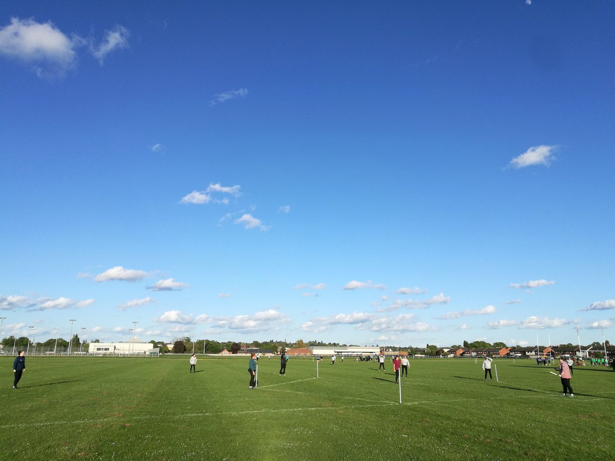 jools17jones's tweet photo. Rounders season is back first game #Locals 18.5 - 7 #Breakaway scorers for Locals SharonM 3.5, @SharonMajor14 Sarah & @_erinjonesxx 3 each, Lorraine 2, @jools17jones 1.5, Sharon & Lauren 1 each & Meg .5 #RAYR #HerefordRoundersLeague @RoundersEngland @WelshRounders @YourHereford1 https://t.co/nyK2SjwHdP