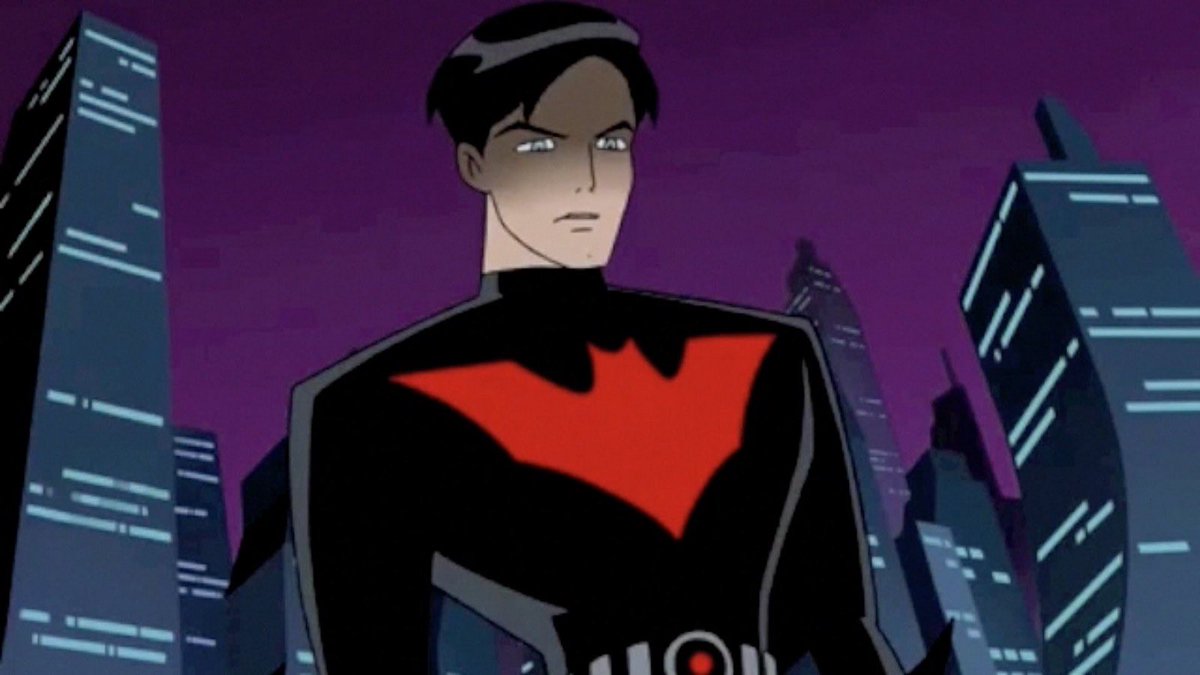 B_DaPineapple's tweet photo. @EveryKindofGeek It's too shinny for my taste. Batman Beyond had a more pure black suit that looked made out of cotton. This stuff looks too metallic. https://t.co/U0EpcSuqYo