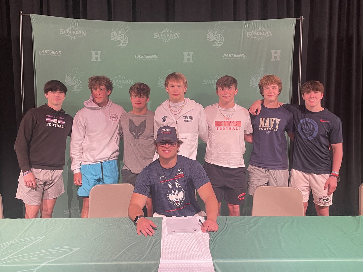 CoachGibbons40's tweet photo. Congrats to all of our Football Players on their College signing day! #FAMILY https://t.co/YoEHMaexbo