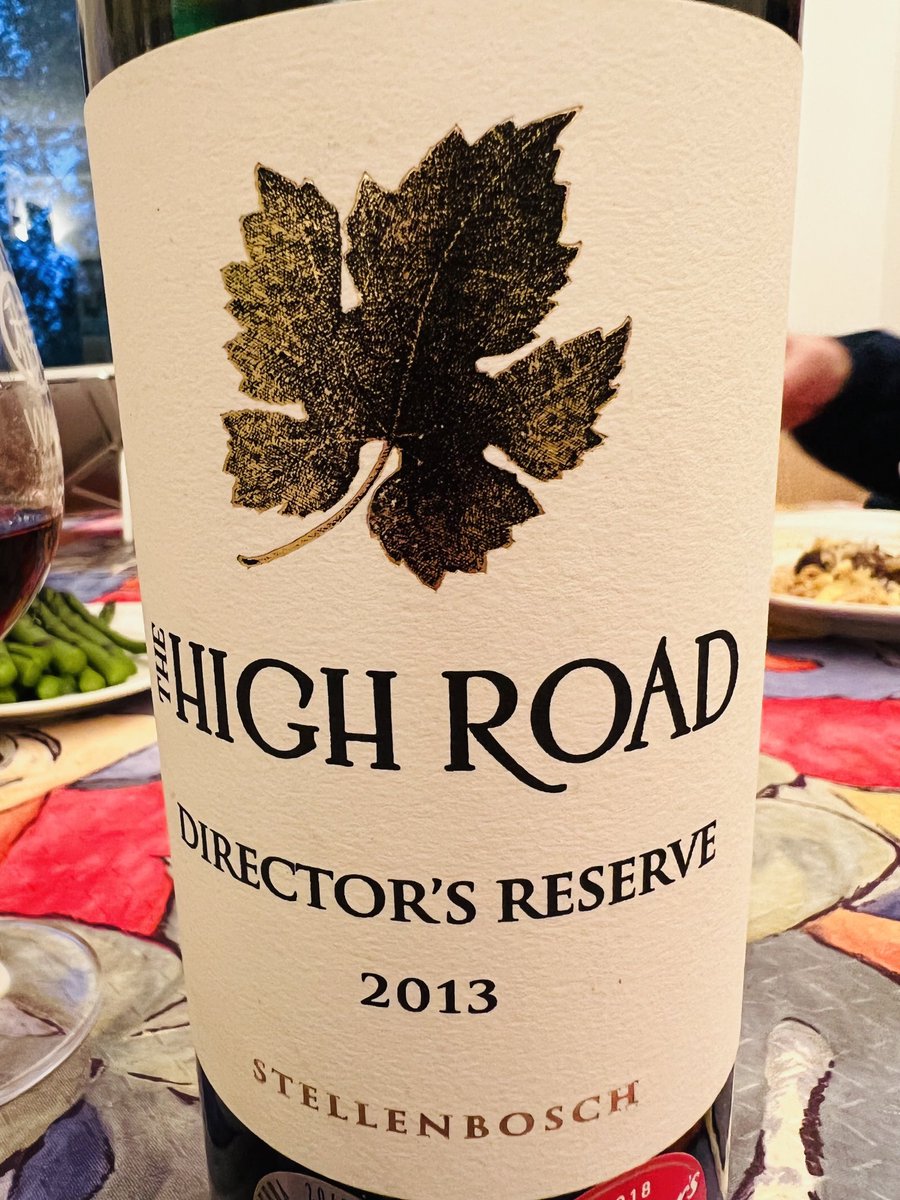 Winbeebee's tweet photo. After a day of @Apple fun and learning - some serious and excellent @highroadwines #DirectorsReserve After 9 years in the bottle just hitting its stride. https://t.co/GwWnuHqJ1b
