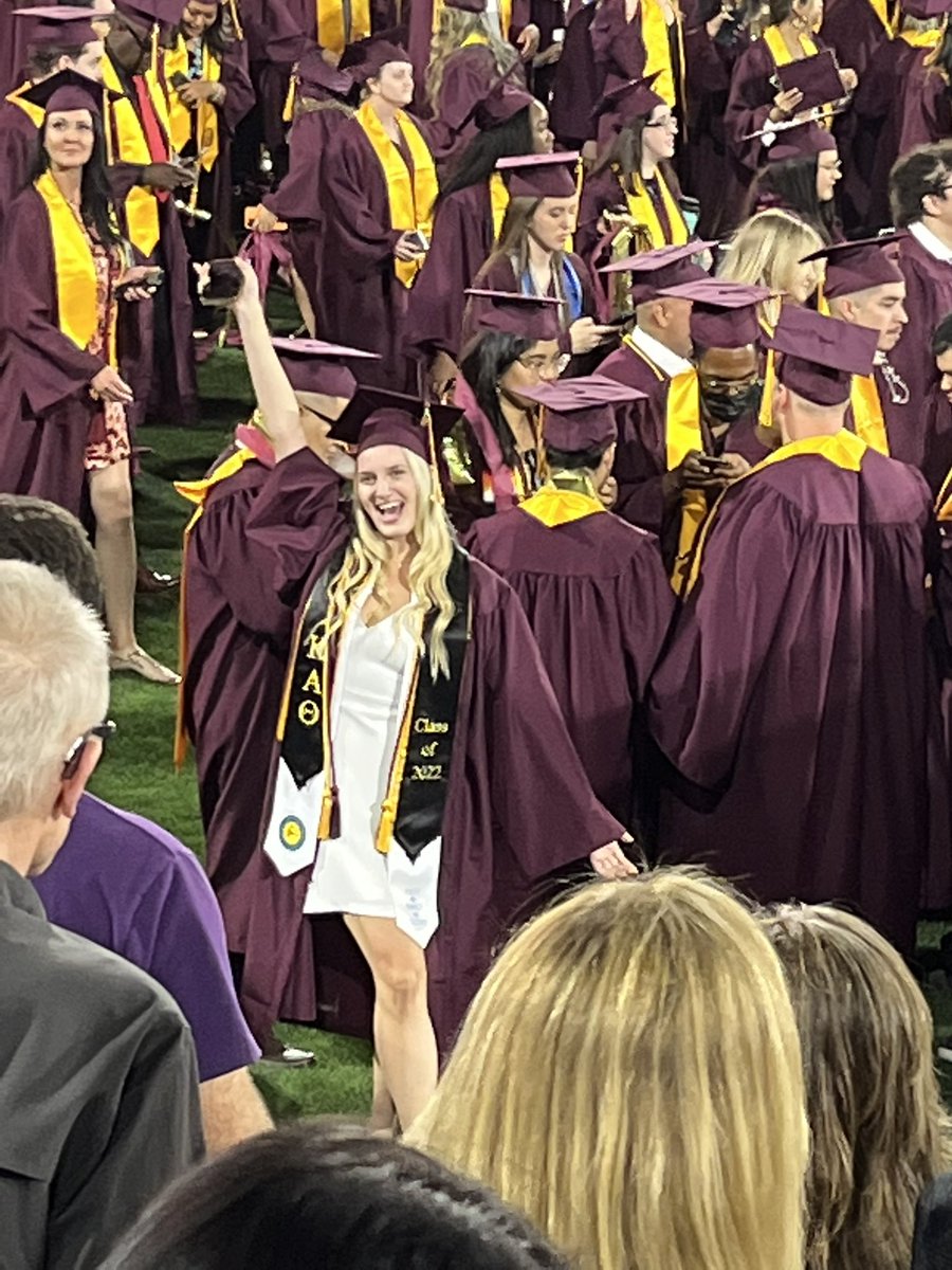 JimSim33's tweet photo. Congratulations graduates! So proud of our girl! Love Mom and Dad #ASUgrad https://t.co/Akji8J6zBc