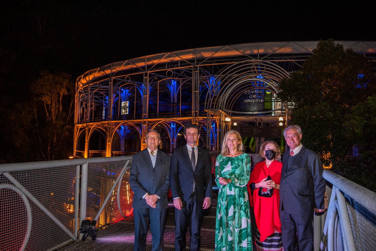 PLemCuritiba's tweet photo. Koncert Solidarni z Ukrainą.
#StayWithUkraine
#operadearame https://t.co/bAKtDpWEDY