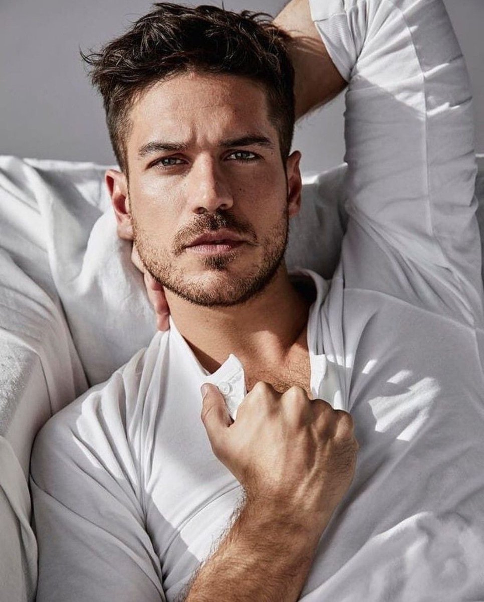 sboficial's tweet photo. É ELE! Marco Pigossi entra para o elenco do spin-off de The Boys. https://t.co/hOatGH0yqi