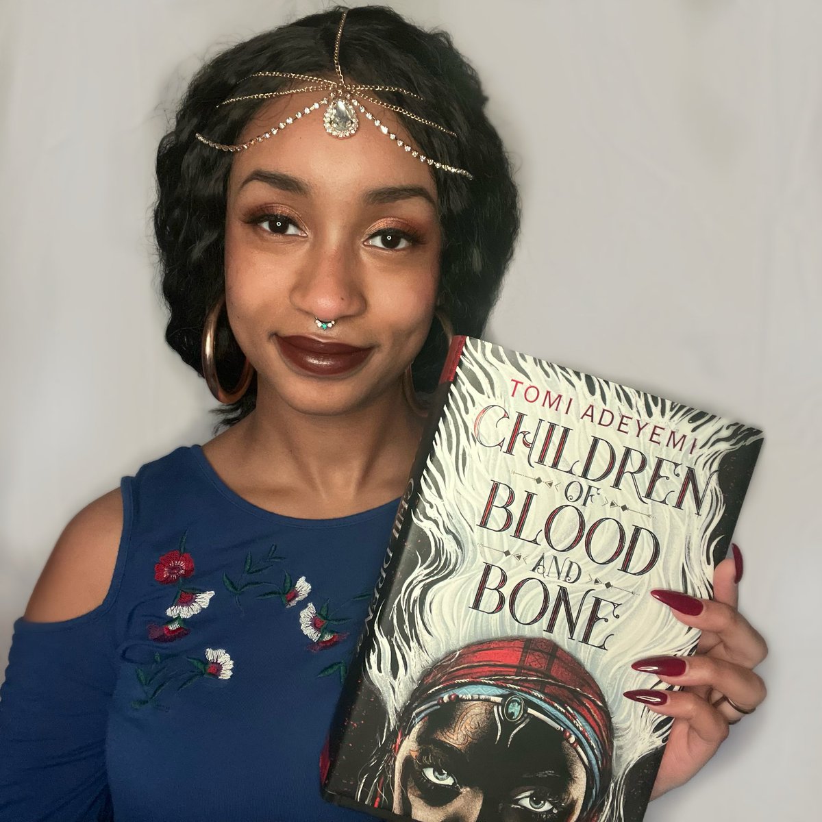 dahlianicole_'s tweet photo. I LOVE the book #childrenofbloodandbone! I connected  so much with Amari’s character,  so @tomi_adeyemi if you’re looking for an Amari, I’m an actor and can definitely forward my resume 😉

#orisha #princessamari #amari #paramountpictures #tomiadeyemi #blackgirlmagic https://t.co/OJqg9rcB4b