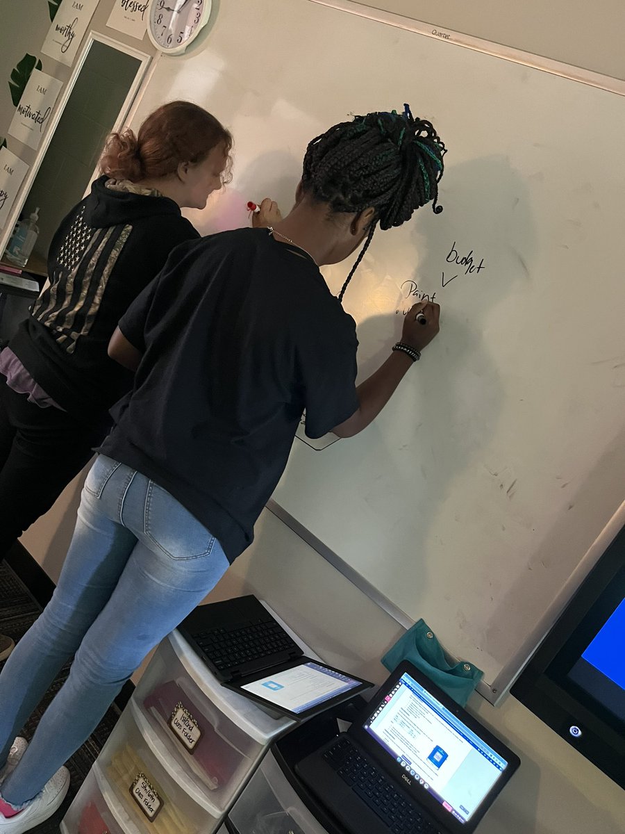williamsmath7's tweet image. Math STAAR is over, but school is still in session! My students got to pick between 4 different projects that are all student led. They are loving it! 
@HallsvilleJH @CiaHallsville @HallsvilleISD 
#eoyprojects #mathprojects #endofyearfun #middlemath #hjhexcels #teachertwitter