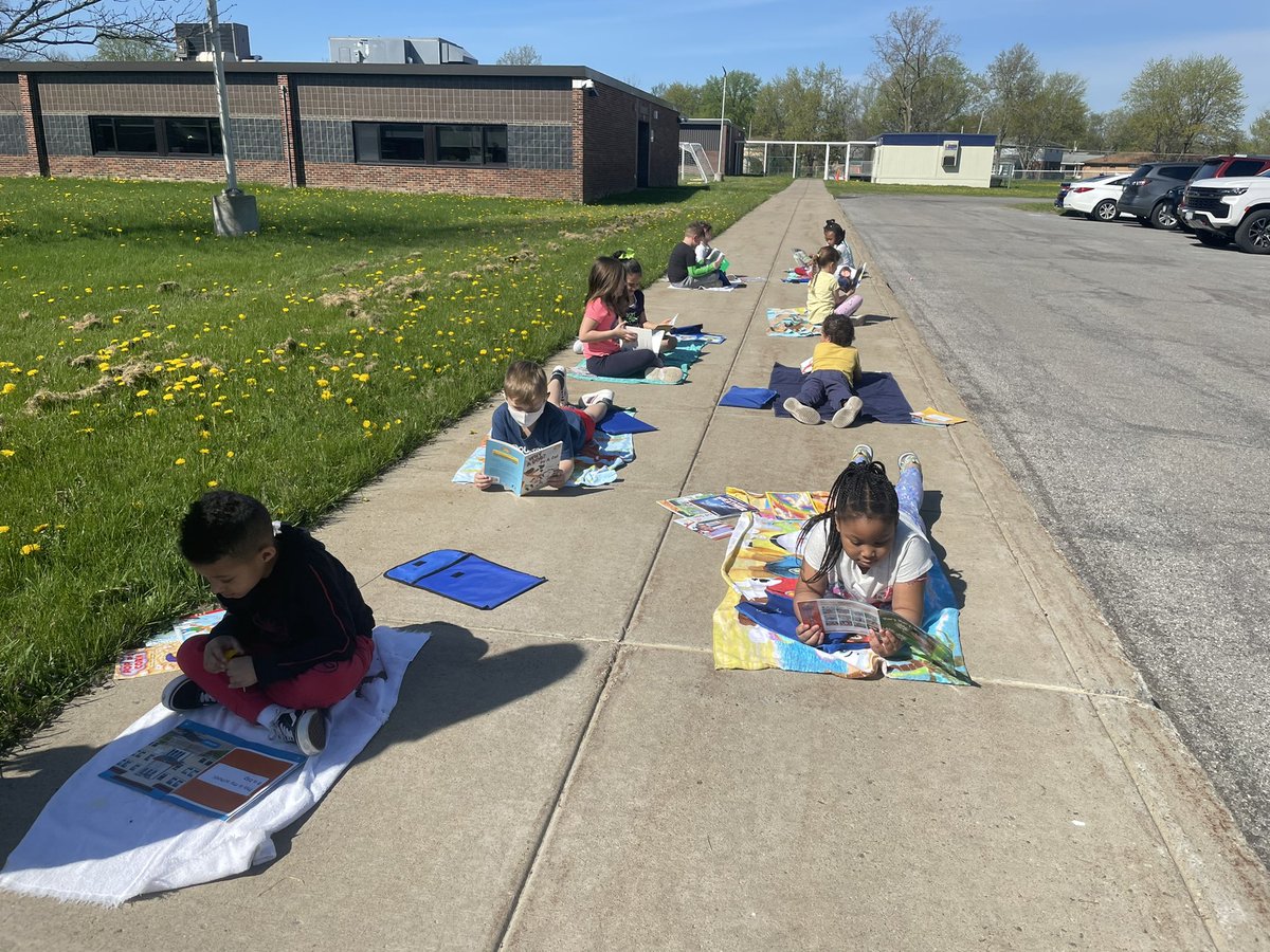 Miss. Taboni tweet media