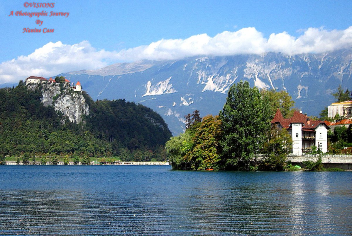 NanineCase's tweet photo. A blend of Slavic, Germanic, and Italian cultures. Majestic mountains, lush green forests, medieval castles, villages with more charm than the eye can process, and a people who know the art of setting a table and pleasing the palate -THAT'S SLOVENIA! https://t.co/L8xBVozaoJ https://t.co/9EEaSsExYT