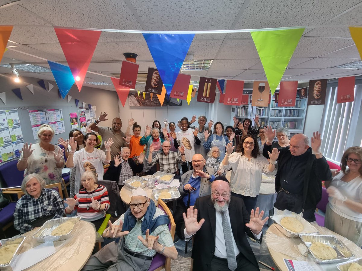 Chief Rabbi Sir Ephraim Mirvis tweet media