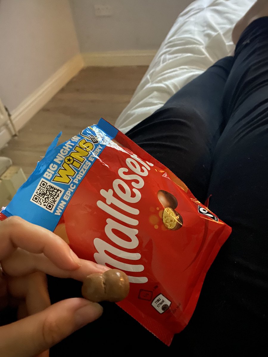 Kiarasongs's tweet photo. @MaltesersUK double Malteser https://t.co/ObOBe8M12e