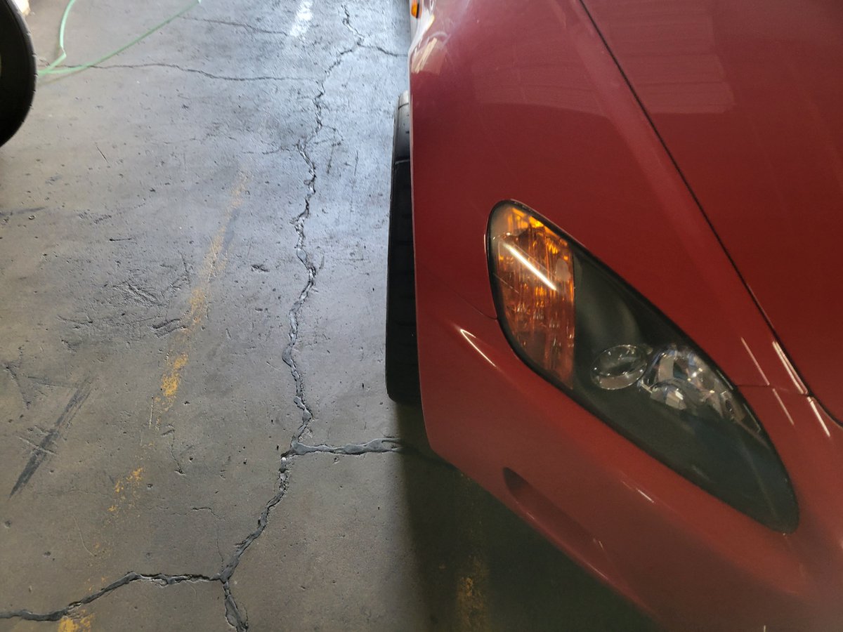 reki's tweet photo. Got the rims on the s2k and the back is perfect but the front sticks out a bit might have to go back to a staggered setup latter down the line.

Still love how it sits though https://t.co/HC77O9QeSR