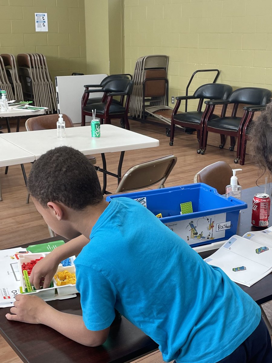 So proud of our new K-3 STEM kids!#edisonhousingauthority