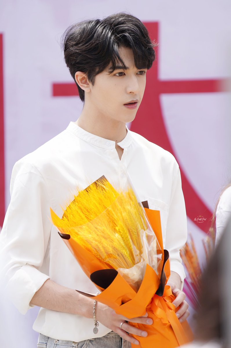 TTepnok's tweet photo. เป็นถาพ ที่ดูแล้วหุบยิ้มไม่ได้ ประดับ ทวิตหน่อย หนังเรื่องแรกของ น้องแพทริค
 #แพทริค #INTO1Patrick #patrick_pppat #Patrick https://t.co/8vKfQiUUon