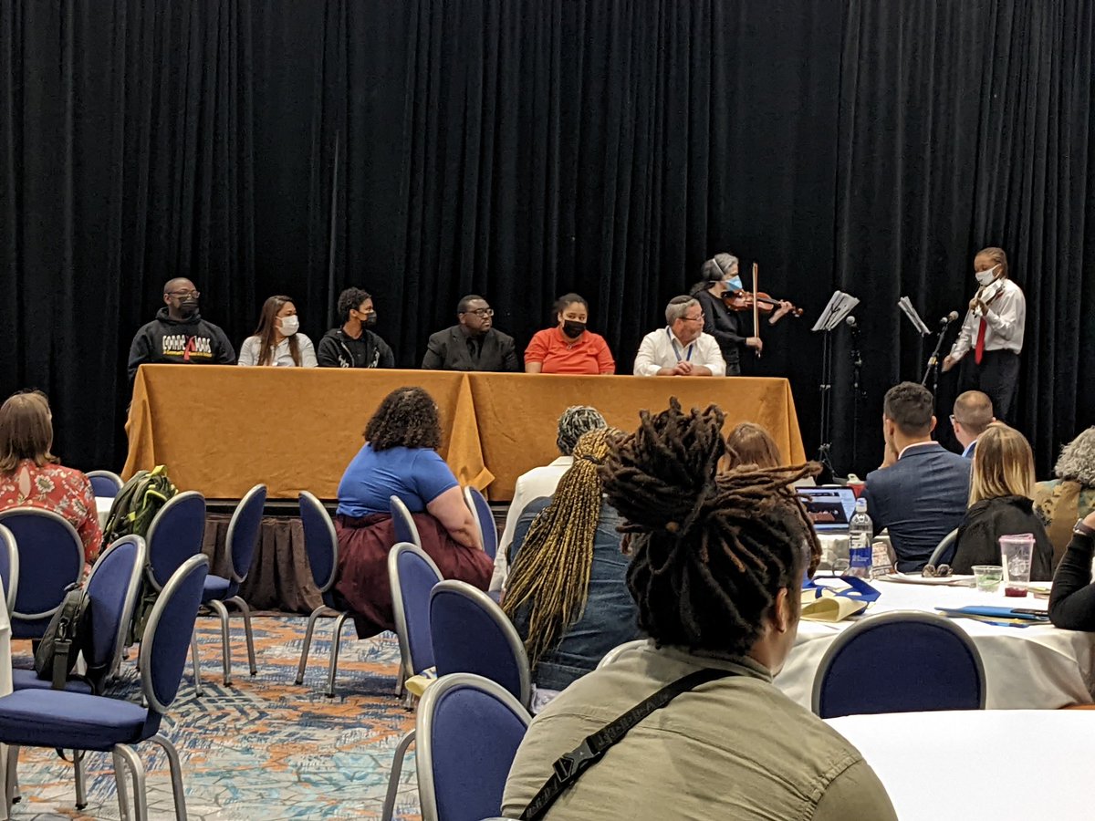 miyo_health's tweet photo. Treated to a beautiful violin duet at the #urbancollaborative #ucsp22 town hall this afternoon! This kid has got #talent ! https://t.co/hfvMjcPpNI
