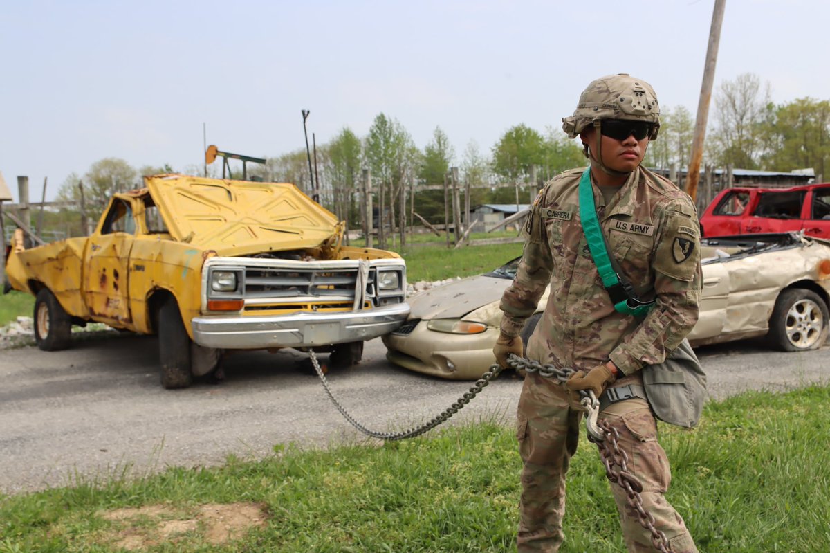 36thENBDE's tweet image. The Titans of 104th Engineer Construction Company utilized their heavy equipment to clear the way in a simulated route clearance mission in GR22.

Their capabilities are crucial in enabling our Task Force to provide life saving support.
#StayRugged #StayReady
@iii_corps @jtfcs