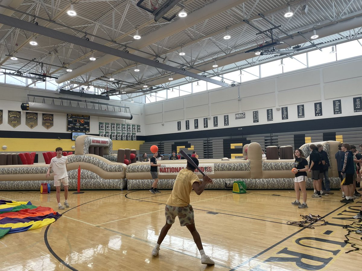 What an amazing experience! Unified Champions Day is what CPU Nation is all about! Over 1k students PK-8th grade came to play to show inclusion! How did it happen? <a href="/mrscoachhalac/">Michelle Halac</a> <a href="/Klett5pack/">Philip Klett</a> &amp; <a href="/CPURUNNING/">CPUXC</a> helped lead the charge with many others coming together to make it possible