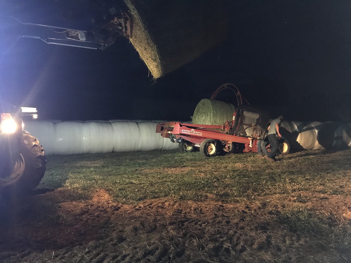 Who's itching to start? 🚜🚜 Soon it will be all hands on deck. Need an additional hand to get hay cut/raked/baled, moved to the barn, or delivered...check out our laborers w/ hay experience. Share some of your best hayfield shots!
#AgButlerApp #HaySeason #AgJobs #Farmlabor