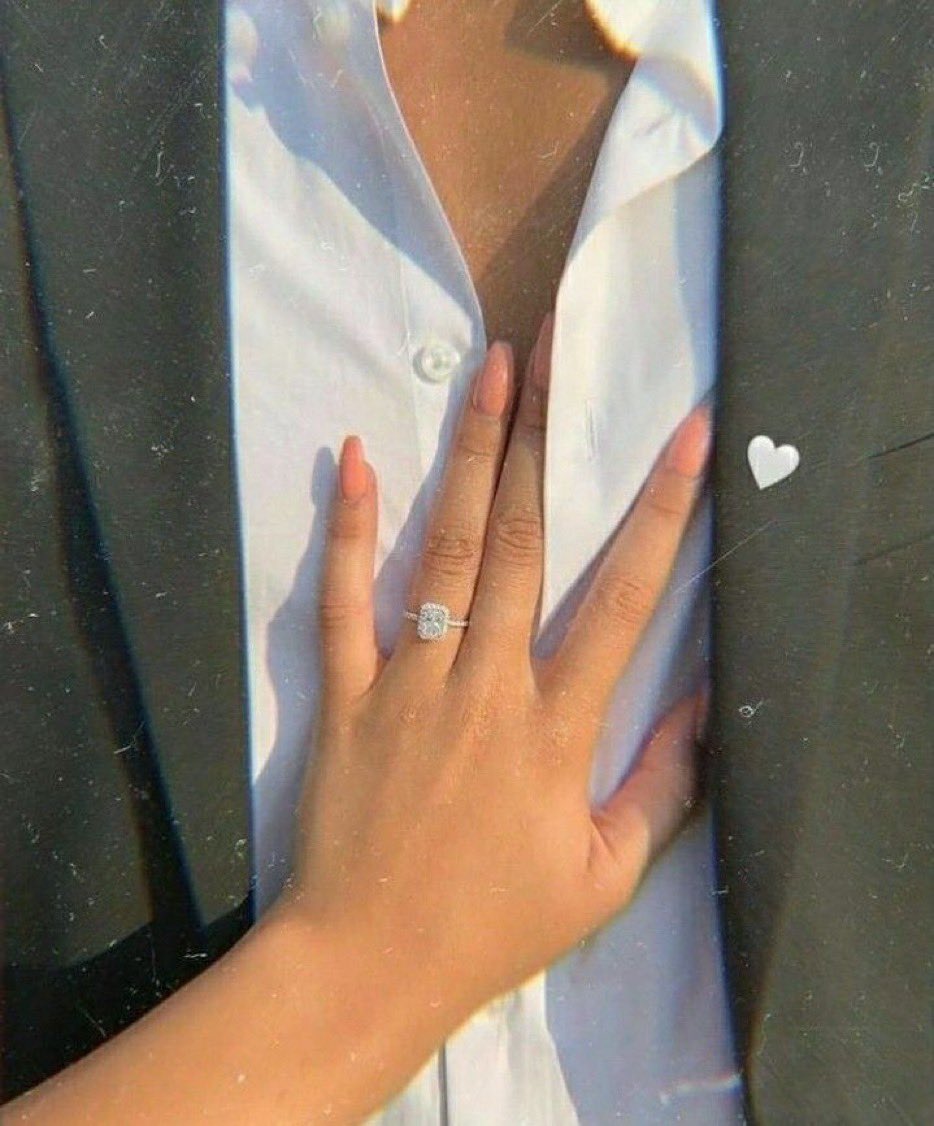 AFO5l's tweet photo. أتىٰ وكأنه روحاً لروحِي♥️♥️. https://t.co/02giamFfKV