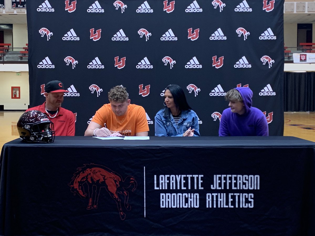 Broncho Athletics tweet media