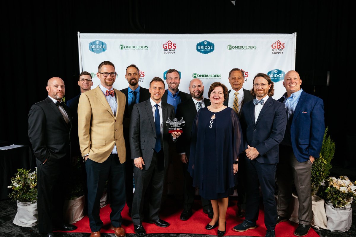 DanielBuildsInc's tweet photo. The DB team cleans up nice! #bridgeawards https://t.co/7Izll6FlGf