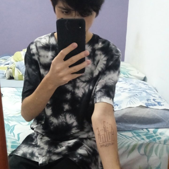 diegoneverland's tweet photo. "Neverland is an imaginary space by Peter Pan. People who live in Neverland never change and remain as a Child forever. (G)I-DLE will live together with the fans without changing and will stay together for a long time."

now, immortalized on my skin.

#GIDLE #여자아이들 https://t.co/eheUgZA45I