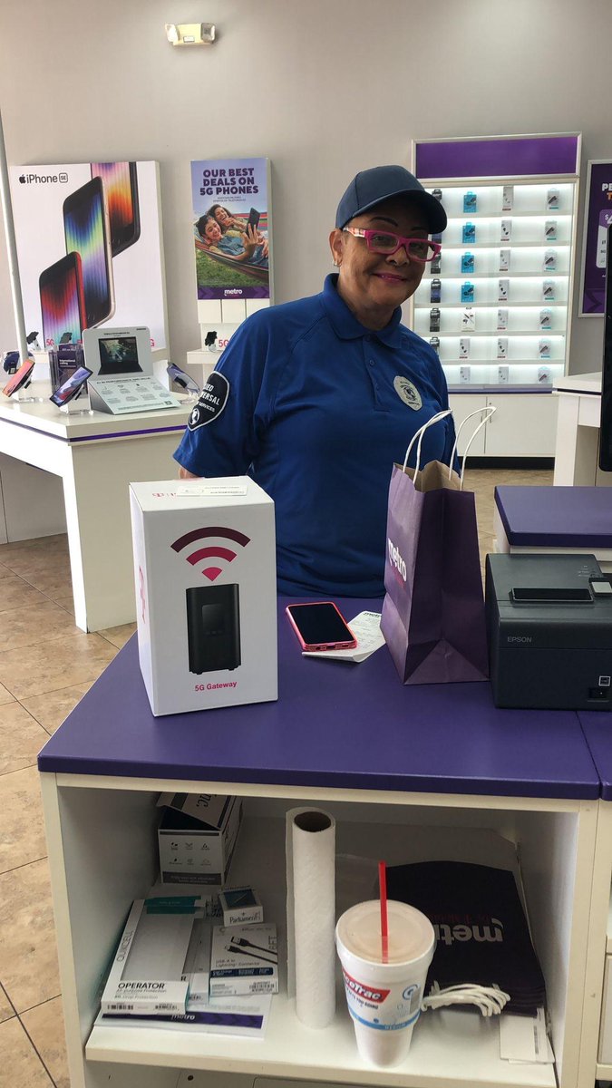 boot954's tweet photo. HSI at Skynet Miami Gardens.. Whoo Hoo @DAgosto77 @TonyCBerger https://t.co/AnWGhKjwkQ