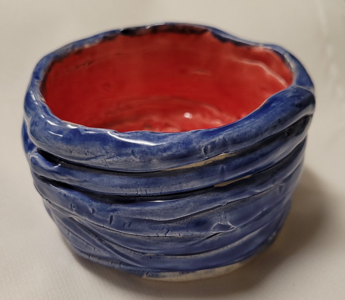 Congratulations to my Stellar Student from Carey's Fifth Grade Class.  This student artist did a fabulous job creating her coil pot and glazing it way to go!! @MrsCareyGVES