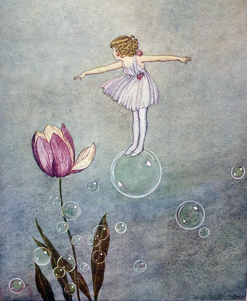 nymphaeria's tweet photo. having fun with soap bubbles. https://t.co/py4Mtwuaaj