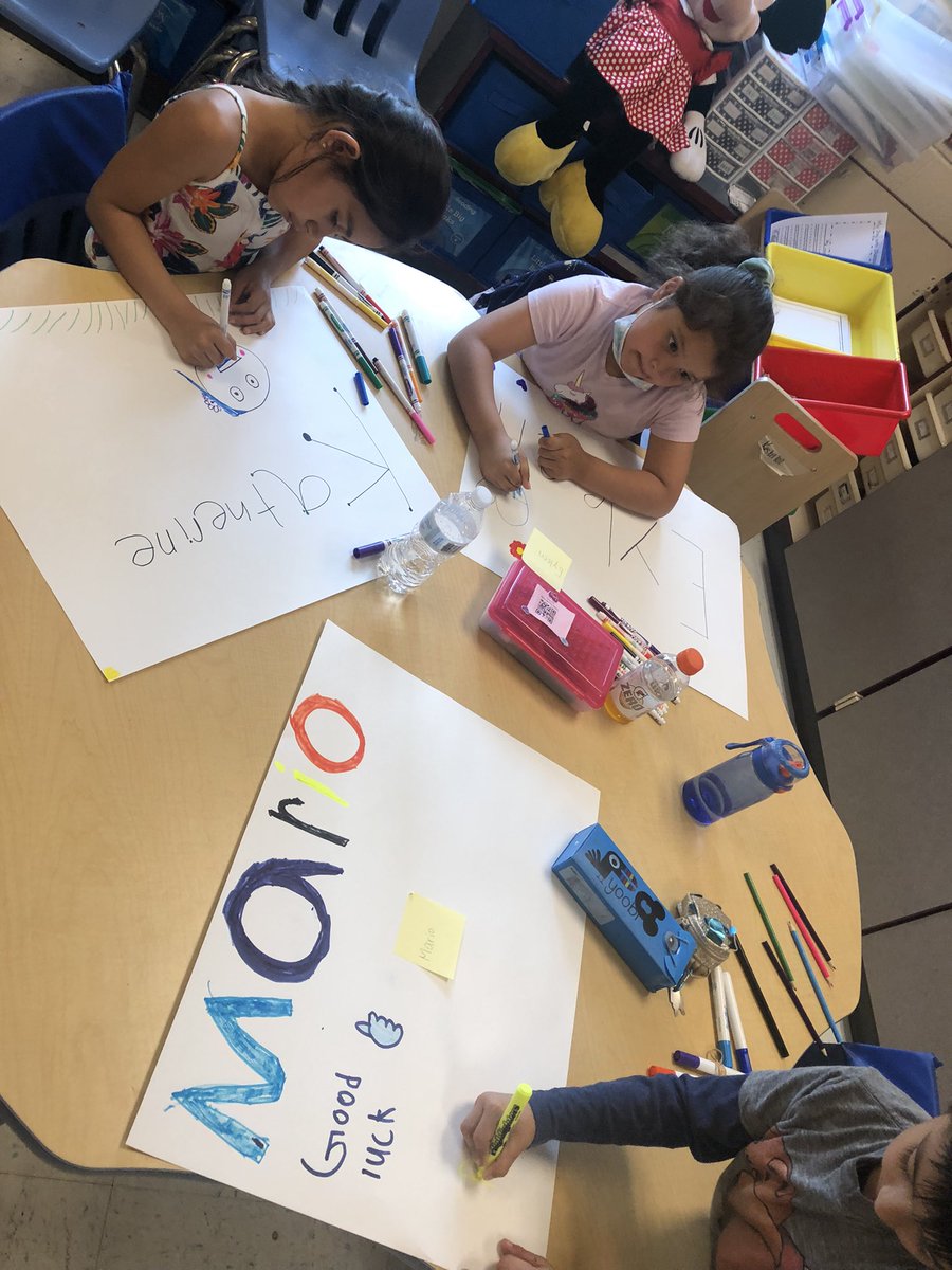 FirstiesFun's tweet image. #ABCountdown C is for Craft Day! We had fun using snap words and vowel teams to make posters for our SOL buddies, then made math people to practice our counting and hundreds chart! #YES_Bulldogs #firstgrade