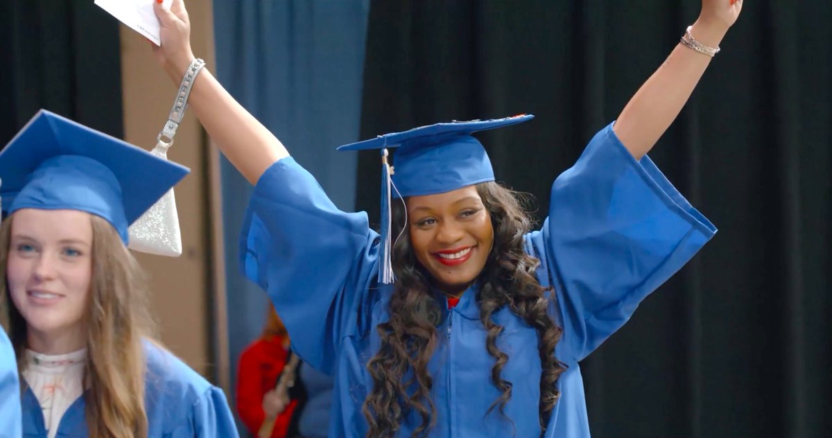 KirkwoodCC's tweet photo. Today is THE DAY! 

Congratulations to Kirkwood's Graduating Class of 2022! Commencement begins at 10 a.m. at the Alliant Energy PowerHouse. #KirkwoodGrad 🎓 https://t.co/uogVYEM3dy