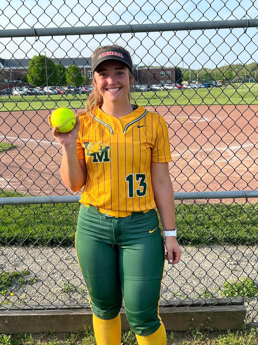 LMHS Softball tweet media